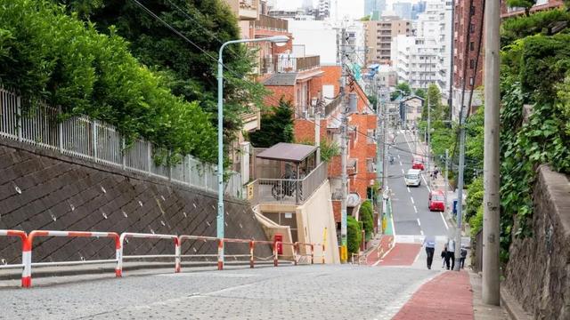 BG真人官网平台：天气之子动画取景地大公开看完再次惊叹诚哥的画风(图6)